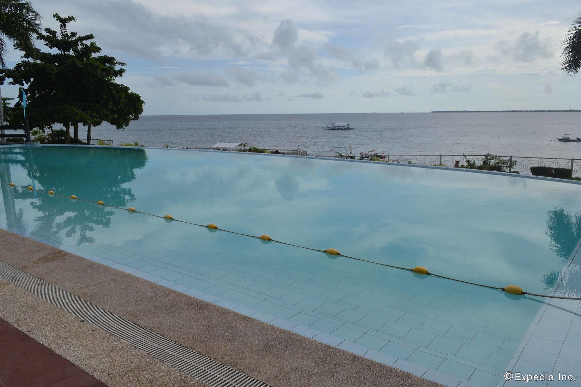Vista Mar Beach Resort And Country Club Lapu-Lapu City Exterior foto