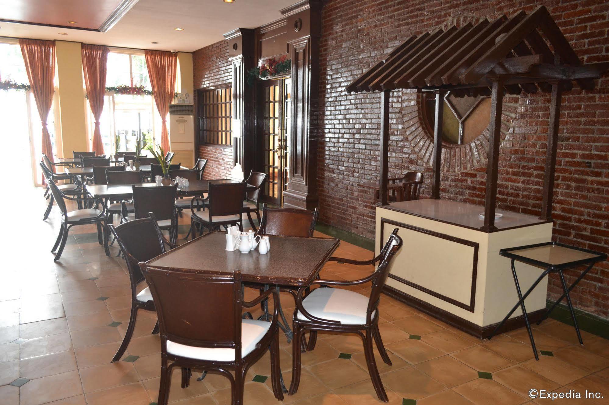 Vista Mar Beach Resort And Country Club Lapu-Lapu City Exterior foto
